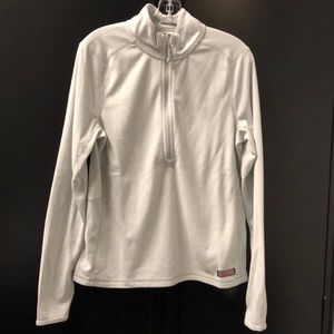 Vineyard Vines women’s grid fleece